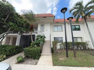 379 Lakeview Dr 205, Weston, FL 33326
