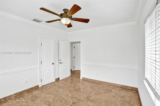 5801 SW 20th St, Miami, FL 33155