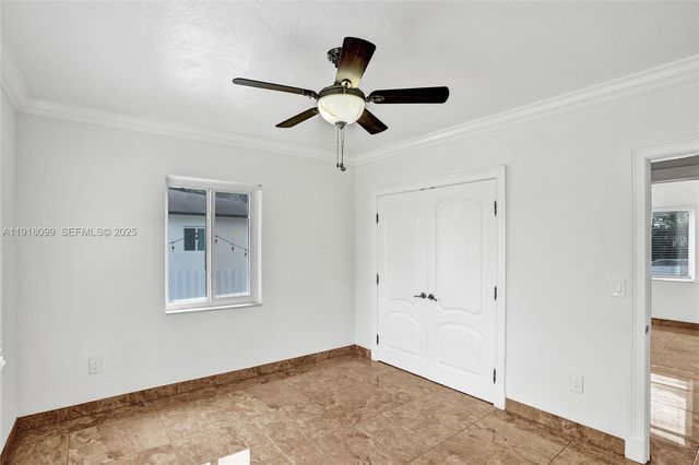 5801 SW 20th St, Miami, FL 33155