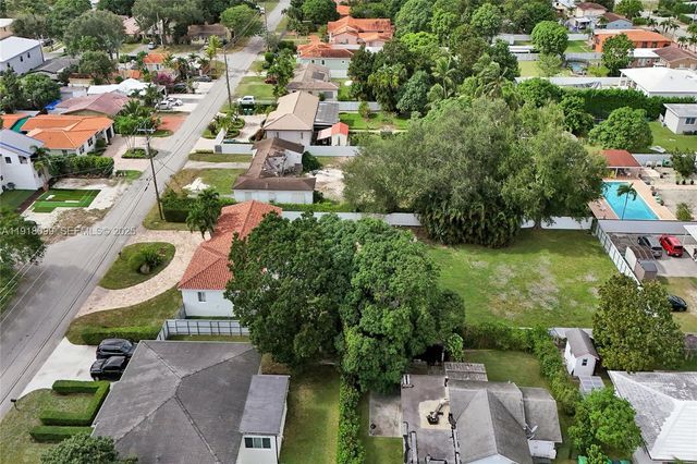 5801 SW 20th St, Miami, FL 33155