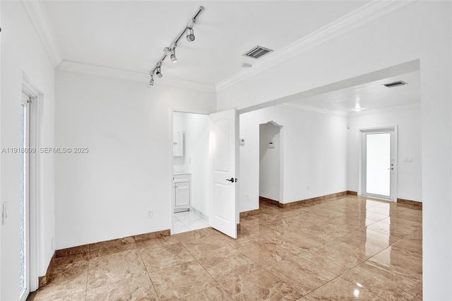 5801 SW 20th St, Miami, FL 33155