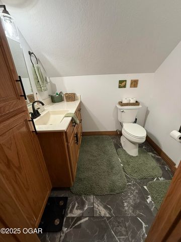 9997 Harmony Road, Carthage, MO 64836