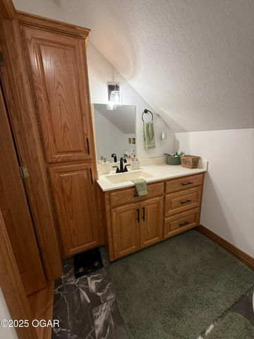 9997 Harmony Road, Carthage, MO 64836