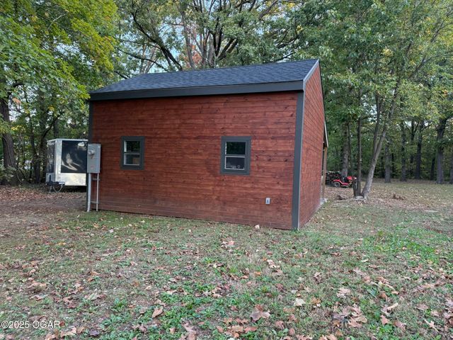 9997 Harmony Road, Carthage, MO 64836