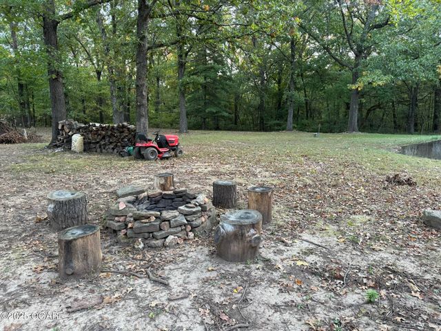 9997 Harmony Road, Carthage, MO 64836