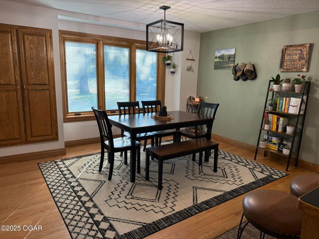 9997 Harmony Road, Carthage, MO 64836