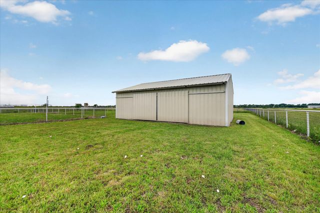 7145 Donald Road, Krum, TX 76249