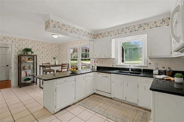 168 Bent Street, Advance, NC 27006