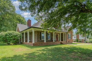 461 Tyler Ct, Cottontown, TN 37048