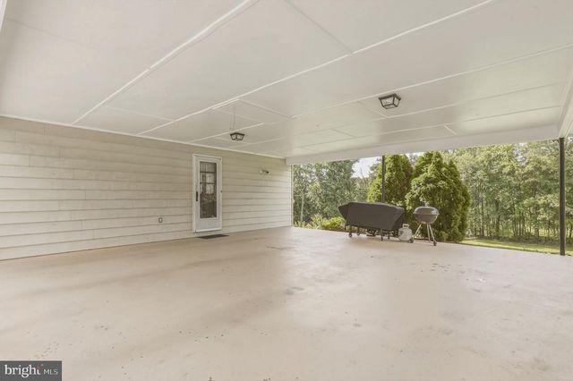 5810 CORPORAL JONES, Mount Airy, MD 21771