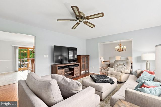 5810 CORPORAL JONES, Mount Airy, MD 21771
