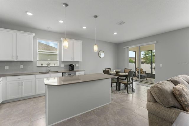 1795 ROSS HAMMOCK AVENUE, Groveland, FL 34736