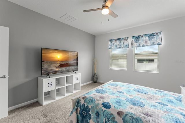 1795 ROSS HAMMOCK AVENUE, Groveland, FL 34736