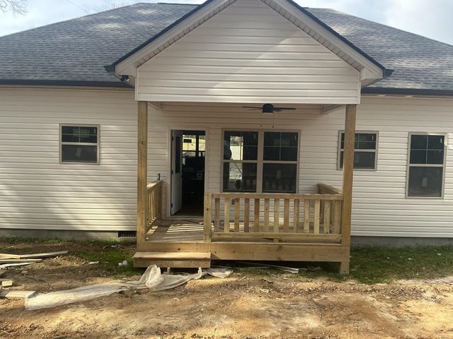 206 Wheeler Avenue, Chickamauga, GA 30707