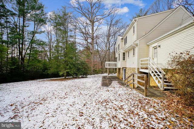 9007 EDGEPARK RD, Vienna, VA 22182