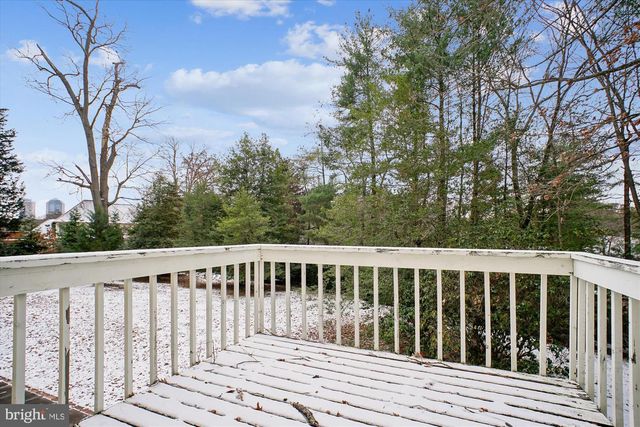 9007 EDGEPARK RD, Vienna, VA 22182