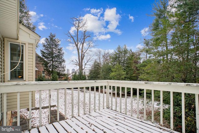 9007 EDGEPARK RD, Vienna, VA 22182