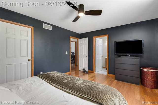7451 Garland Avenue, Brighton, MI 48116
