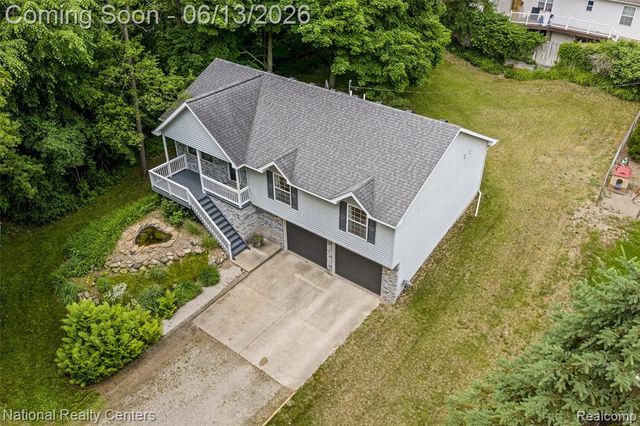 7451 Garland Avenue, Brighton, MI 48116