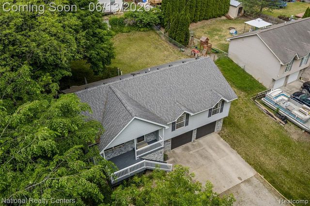 7451 Garland Avenue, Brighton, MI 48116