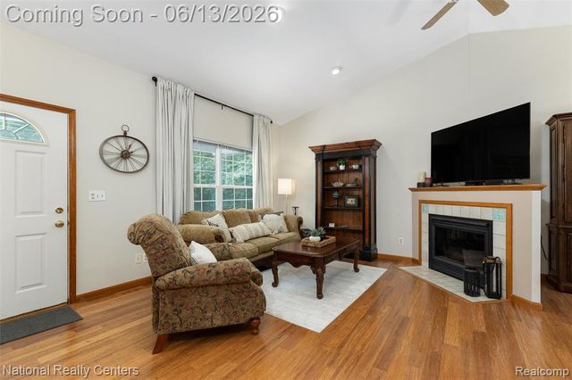 7451 Garland Avenue, Brighton, MI 48116