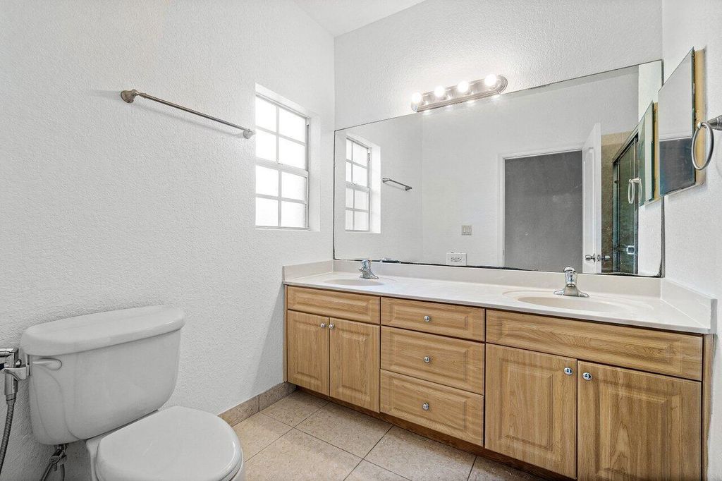 Image 29 of property listing at 12744 Westhampton Circle, Wellington, FL 33414