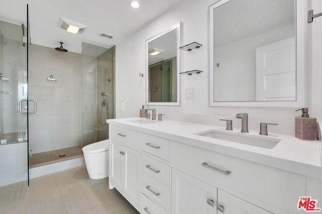865 Comstock Avenue 16C, Los Angeles, CA 90024