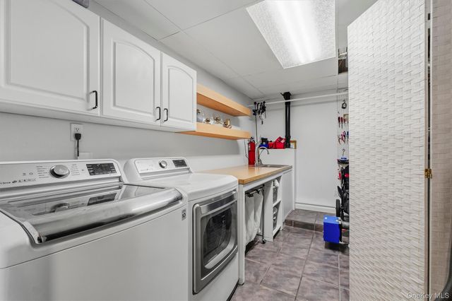 14 Lillie Lane, Milton, NY 12547