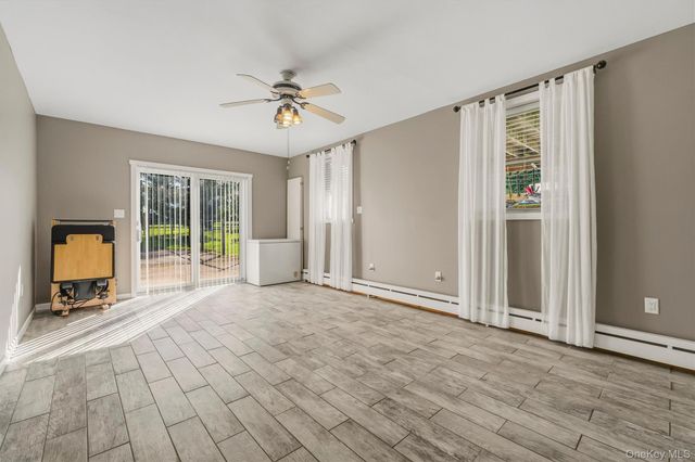 14 Lillie Lane, Milton, NY 12547
