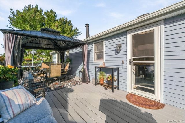 14 Lillie Lane, Milton, NY 12547