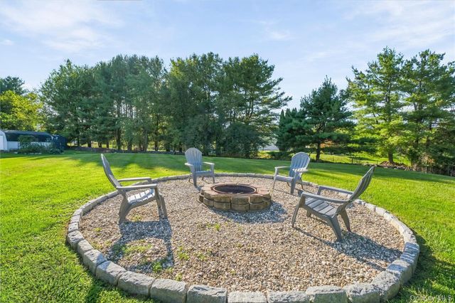 14 Lillie Lane, Milton, NY 12547