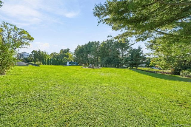 14 Lillie Lane, Milton, NY 12547