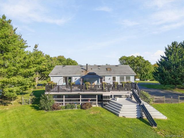 14 Lillie Lane, Milton, NY 12547