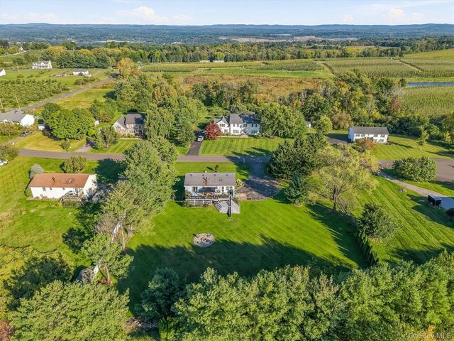 14 Lillie Lane, Milton, NY 12547