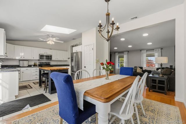 14 Lillie Lane, Milton, NY 12547