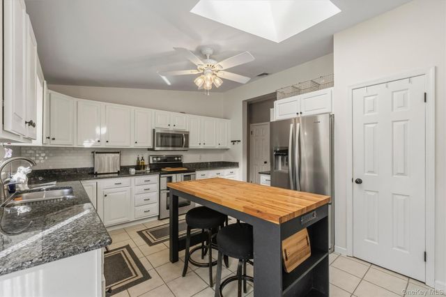 14 Lillie Lane, Milton, NY 12547