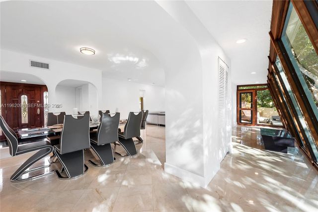 19860 NE 24th Court, Miami, FL 33180