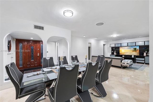 19860 NE 24th Court, Miami, FL 33180