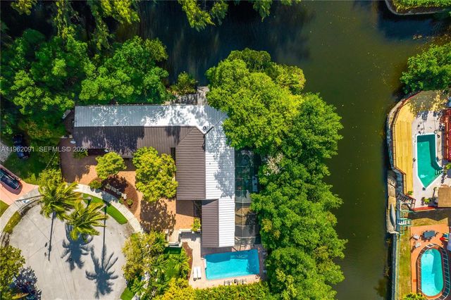 19860 NE 24th Court, Miami, FL 33180