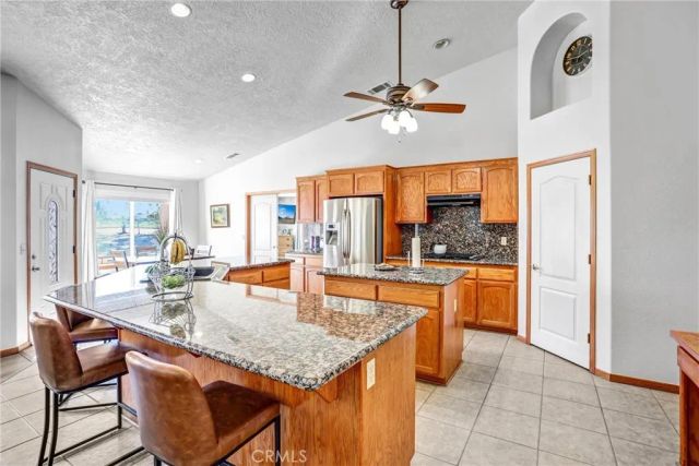 15813 Willow Street, Hesperia, CA 92345