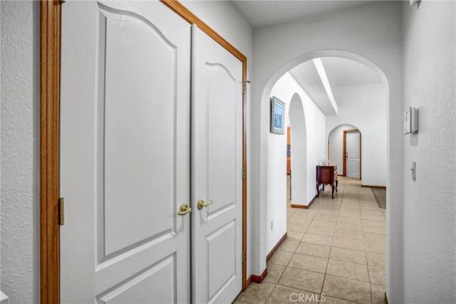 15813 Willow Street, Hesperia, CA 92345