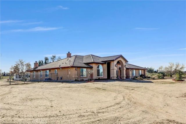 15813 Willow Street, Hesperia, CA 92345