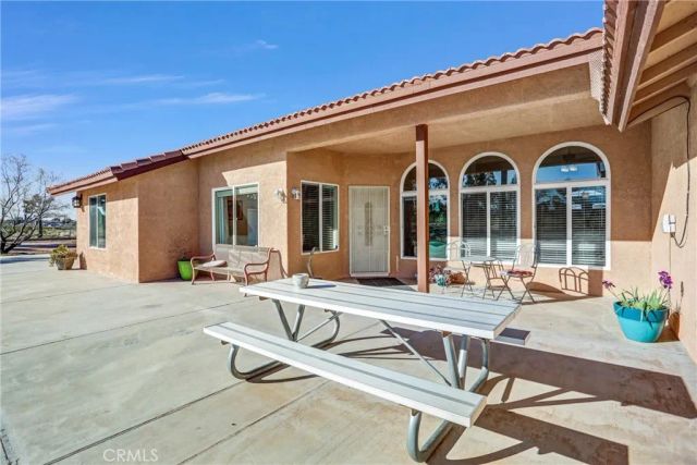 15813 Willow Street, Hesperia, CA 92345