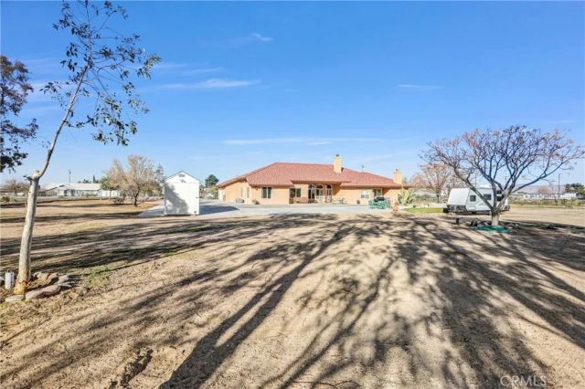 15813 Willow Street, Hesperia, CA 92345