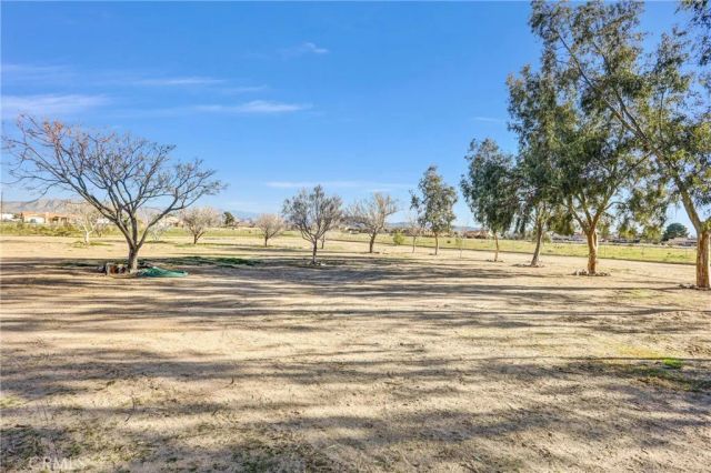 15813 Willow Street, Hesperia, CA 92345