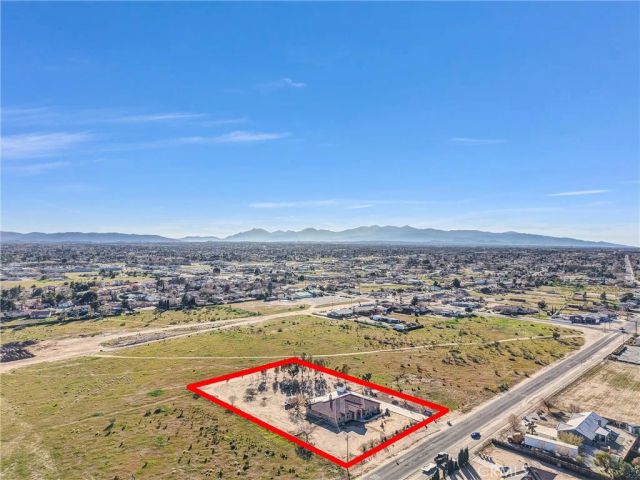 15813 Willow Street, Hesperia, CA 92345