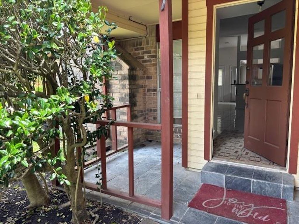 3303 Westwick Drive, Houston, TX 77082