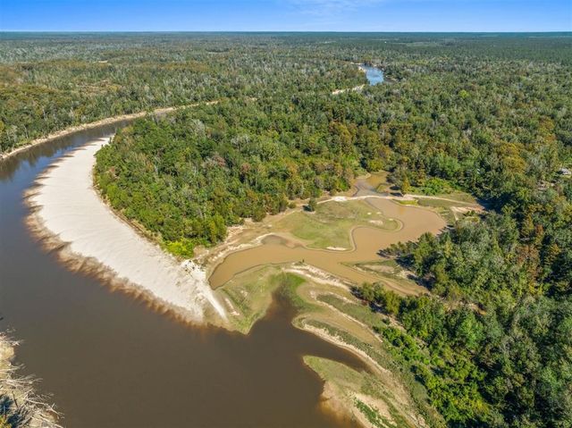 520 Kennedy landing Road, Starks, LA 70661