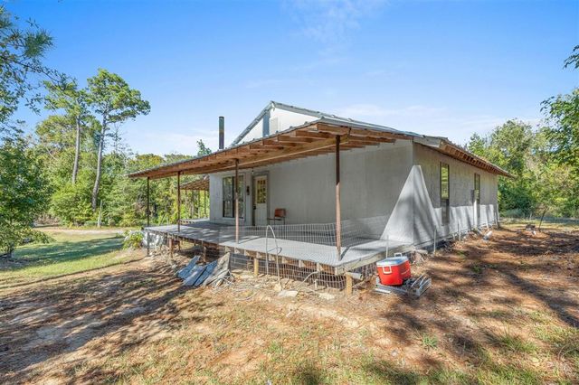 520 Kennedy landing Road, Starks, LA 70661