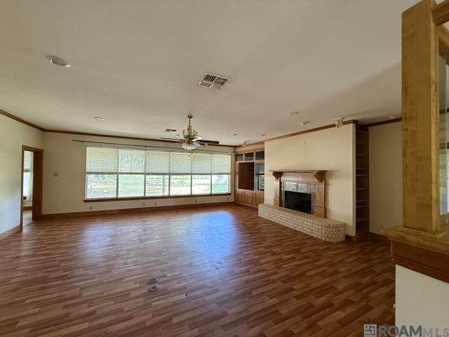 37450 La Hwy 16, Denham Springs, LA 70706